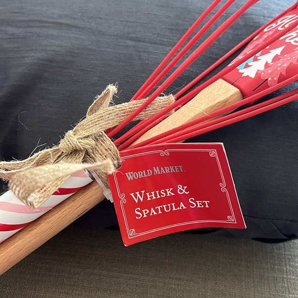 Whisk + 2 Spatulas, Red & Green New w/Tag - Picture 8 of 10